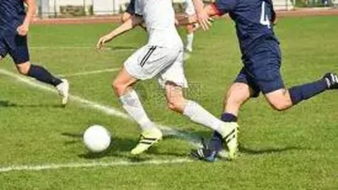 “东方AI主题混合C净值攀升3.99%”